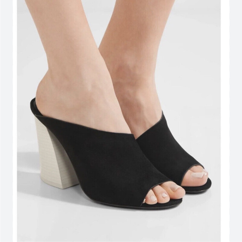Mercedes Castillo Izar Block Heel Mules